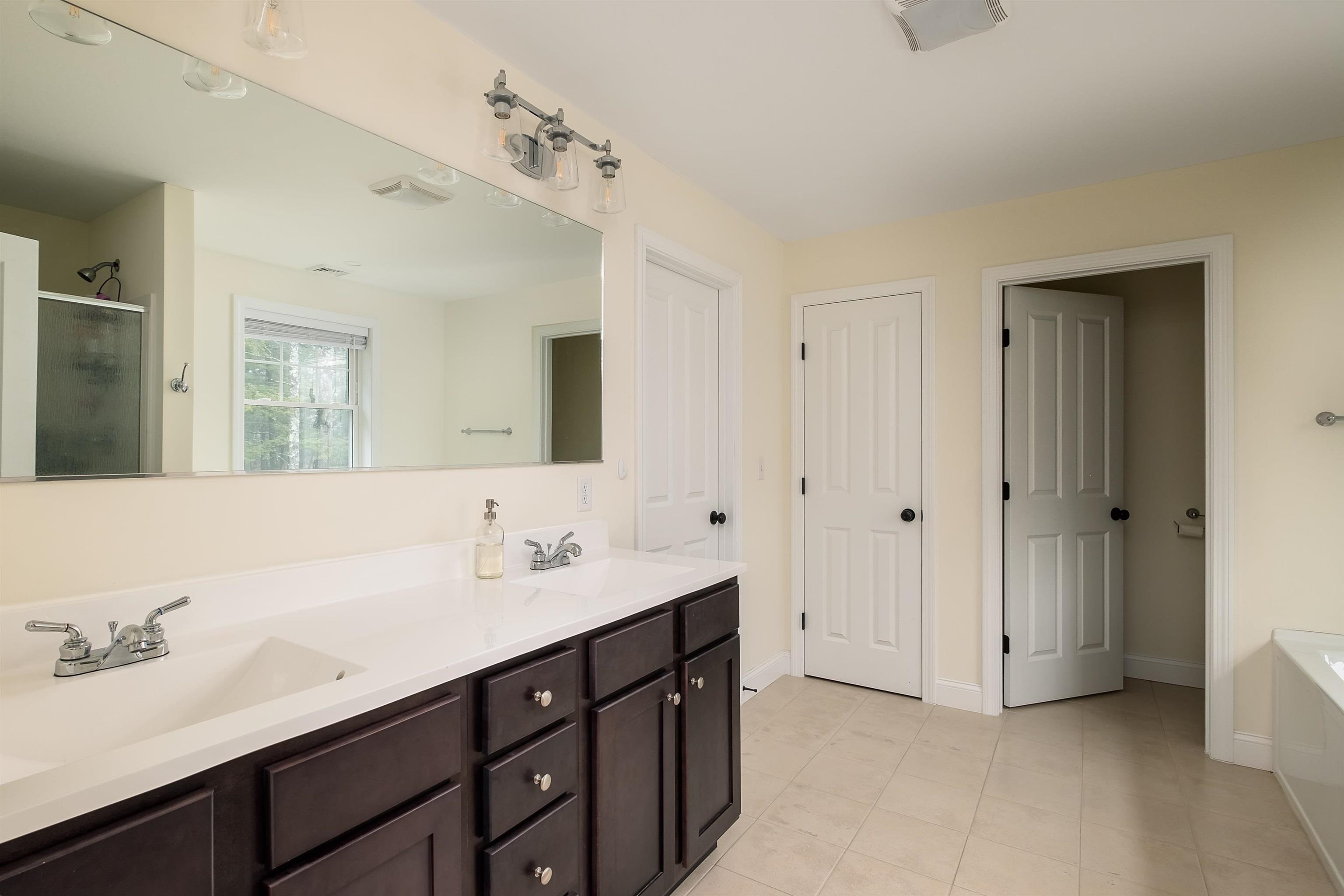 9 Jay Way Rochester, NH 03868 - Photo 24 of 47 Gallery Image 24