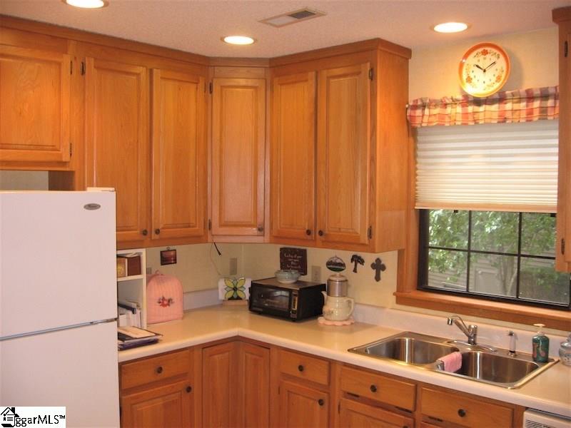 534 Sullivans Way Seneca, SC 29672 - Photo 10 of 35 Gallery Image 10