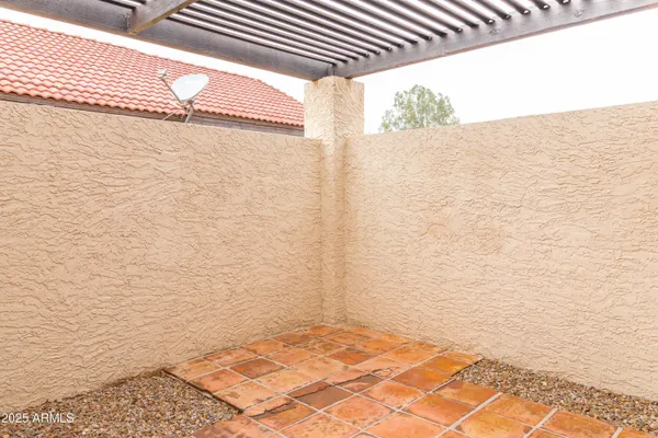 $335,000 | 2123 East Kirkland Lane, Unit 4, Tempe, AZ 85281
