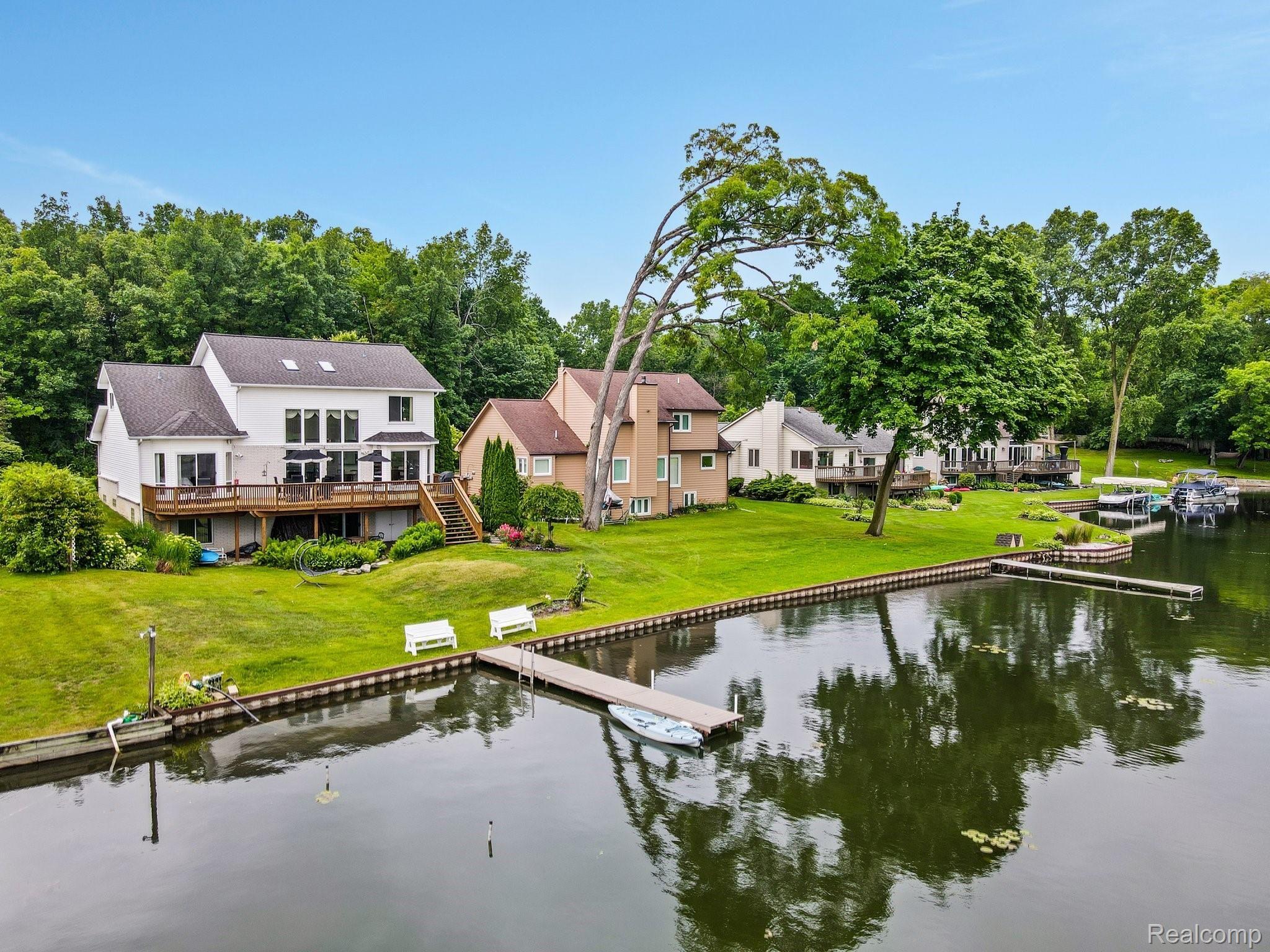 3514 Lexington Road Waterford, MI 48328 - Photo 64 of 75 13-web-or-mls-3514 Lexington Road Waterford Township0013.jpg