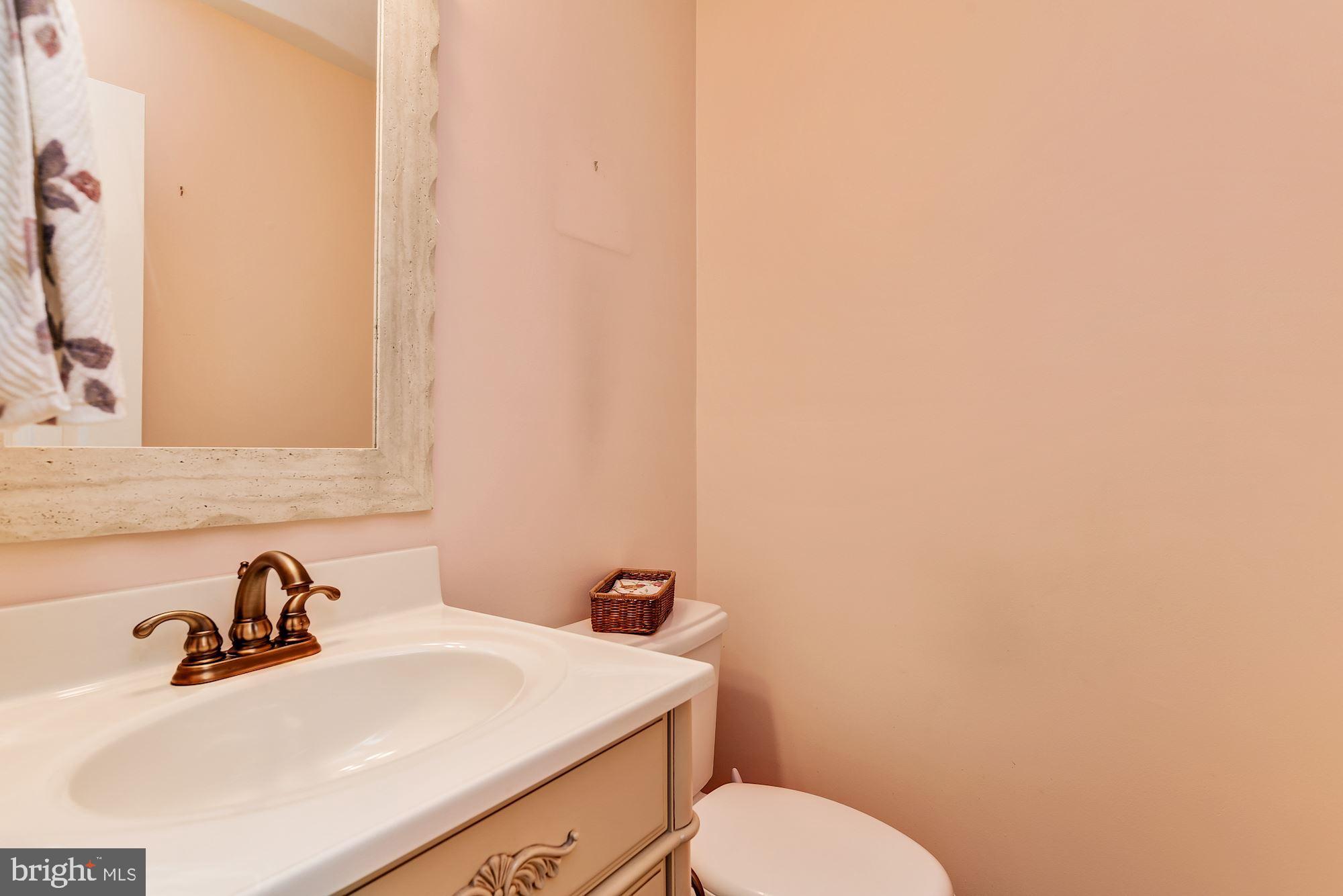 331 Edgewater Road Pasadena, MD 21122 - Photo 12 of 29 Powder Room