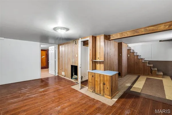 $94,900 | 2045 Bainbridge Drive, St. Louis, MO 63133