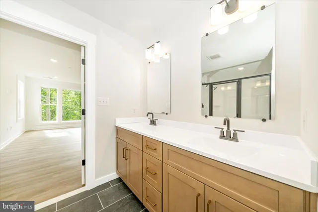 $1,099,900 | 203 Riverside Drive, Chester, MD 21619