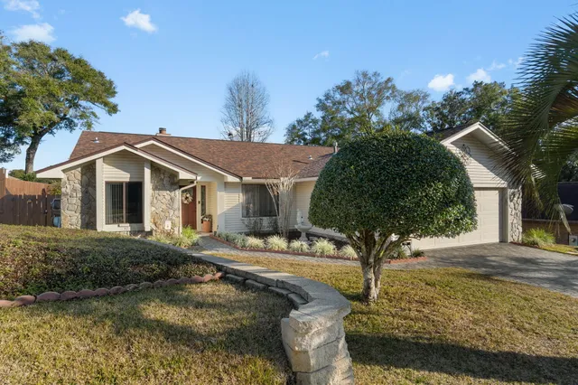 $569,000 | 216 Yellow Pine Court, Niceville, FL 32578
