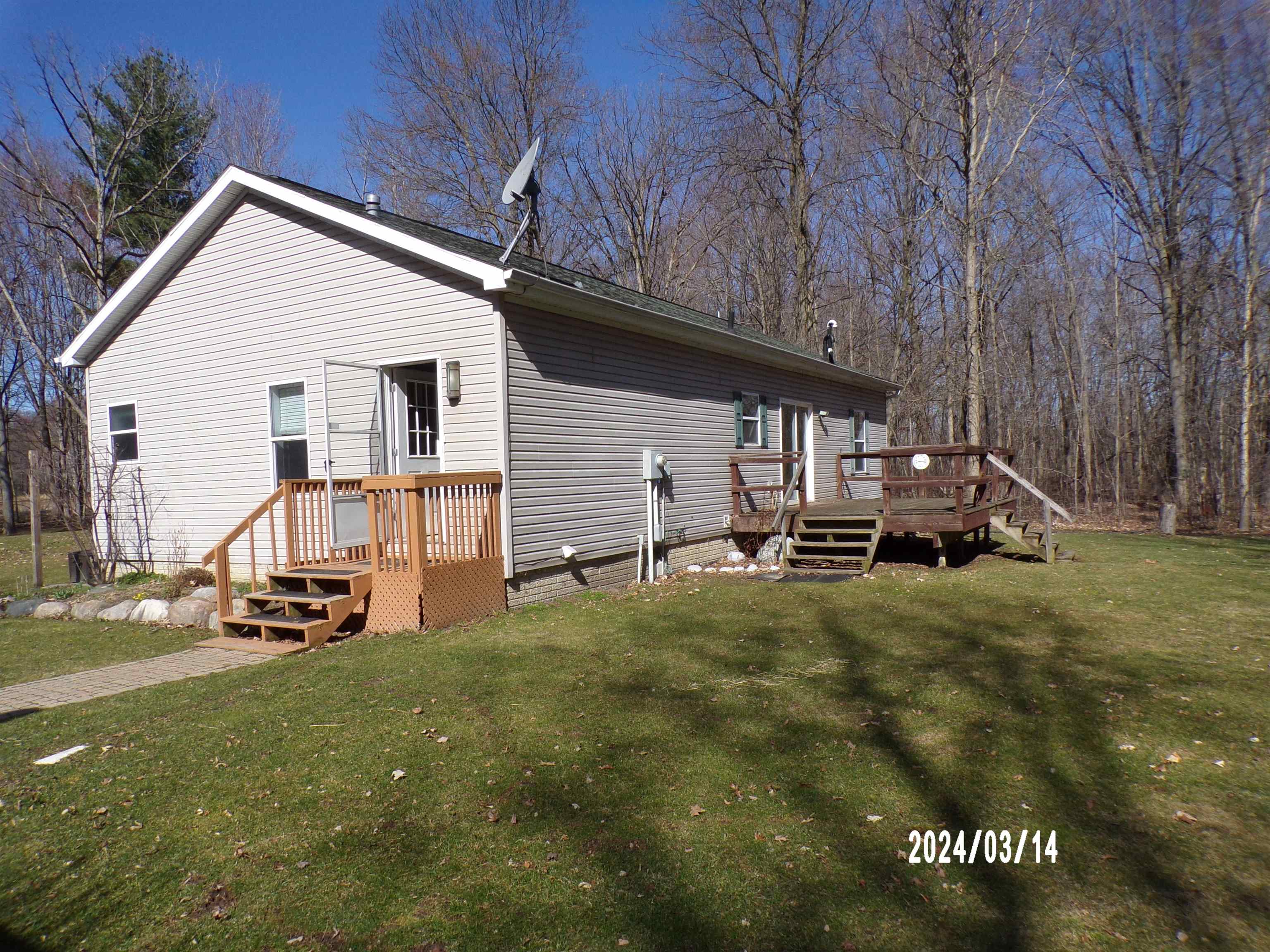 10065 Dorwood Road Burt, MI 48417 - Photo 4 of 30