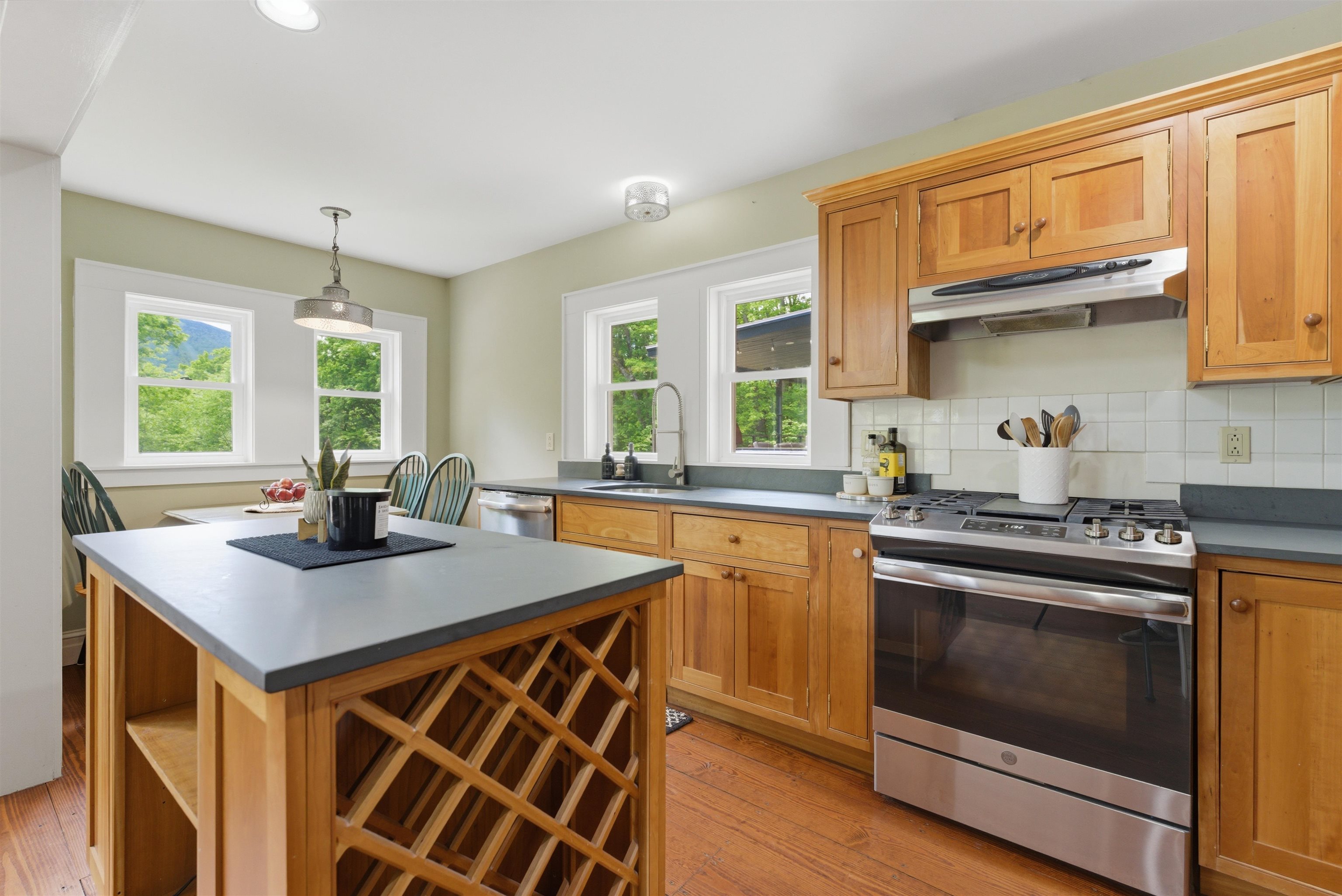 27 Mountain View Road Winhall, VT 05340 - Photo 39 of 54