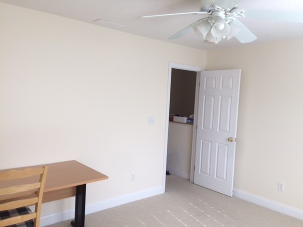 8 Hockanum Road, Unit 13 Northampton, MA 01060 - Photo 9 of 12 Gallery Image 9