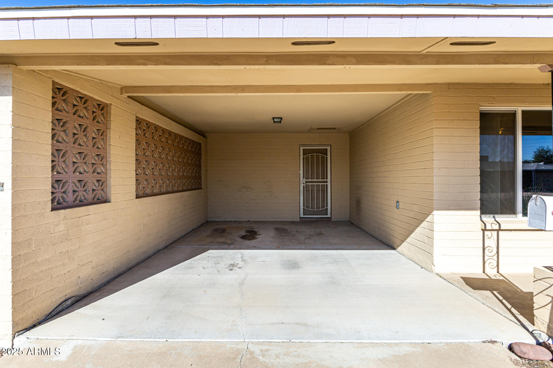 6256 East Decatur Street Mesa, AZ 85205 - Photo 25 of 28 a view of a garage