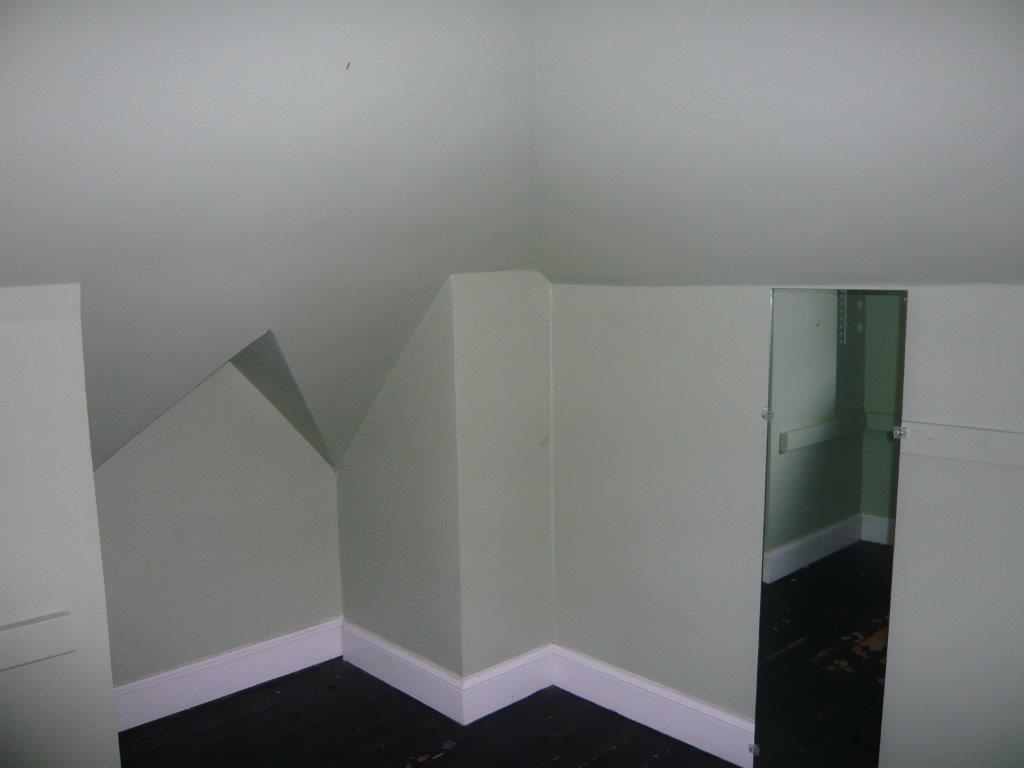 632 Blackburn Road Sewickley, PA 15143 - Photo 12 of 16 Interesting angles on the third floor.