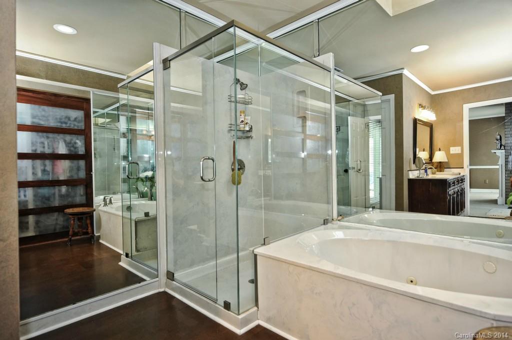 7101 Hopeton Road Charlotte, NC 28210 - Photo 13 of 24 Gallery Image 13