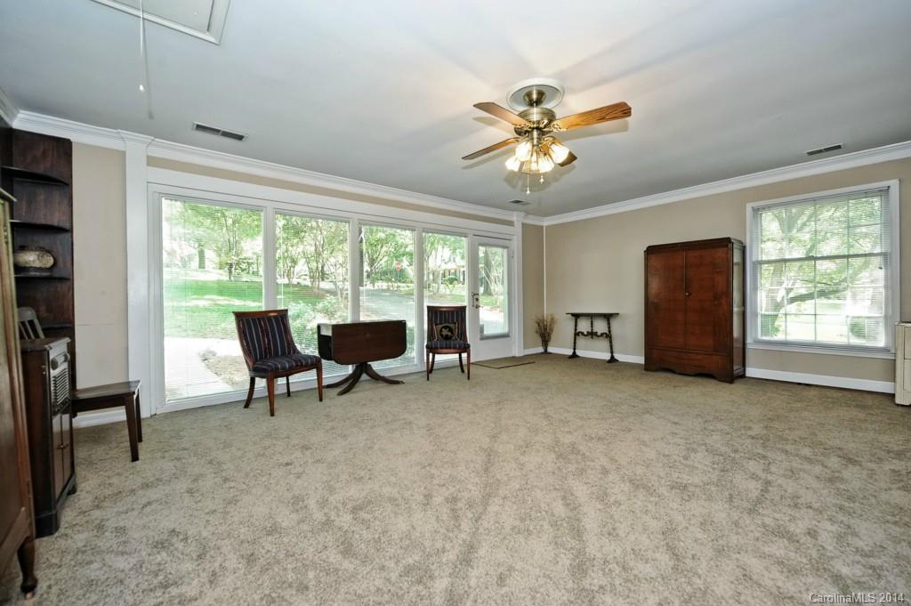 7101 Hopeton Road Charlotte, NC 28210 - Photo 18 of 24 Gallery Image 18
