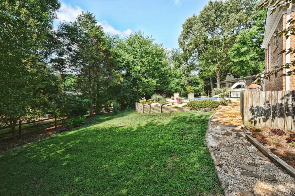 7101 Hopeton Road Charlotte, NC 28210 - Photo 22 of 24 Gallery Image 22