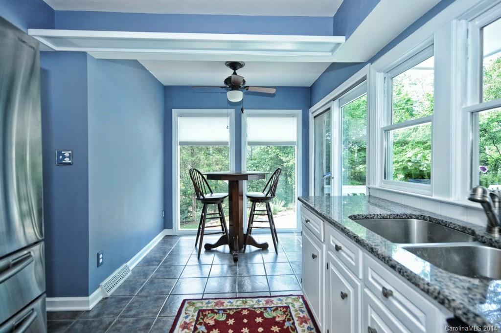 7101 Hopeton Road Charlotte, NC 28210 - Photo 10 of 24 Gallery Image 10