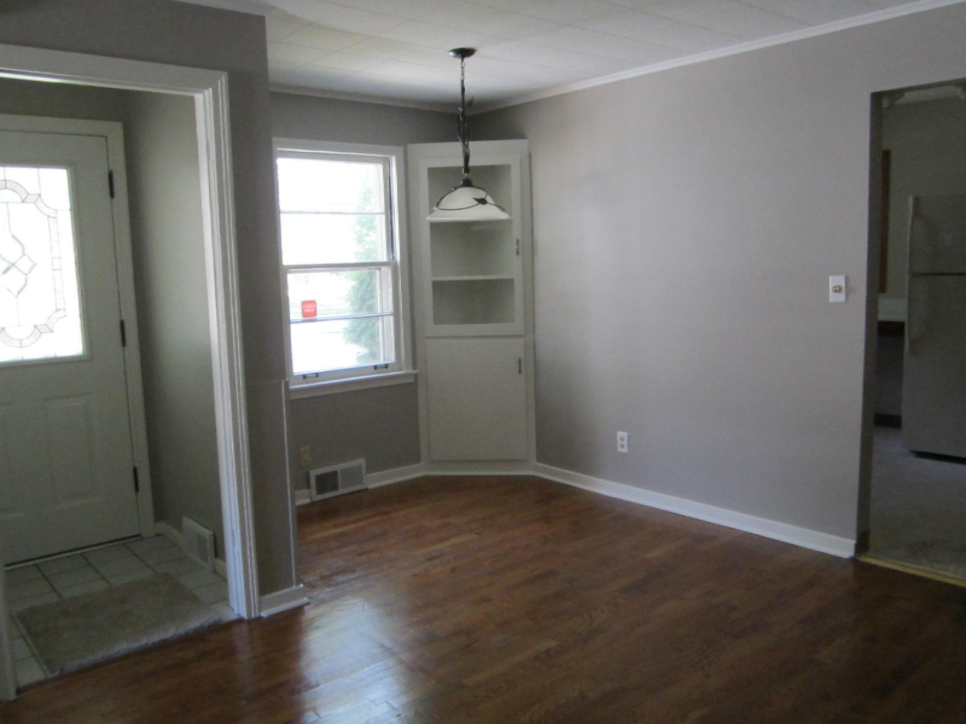 524 Ottawa Road Benton Harbor, MI 49022 - Photo 3 of 9 2017-08-31 23.20.11