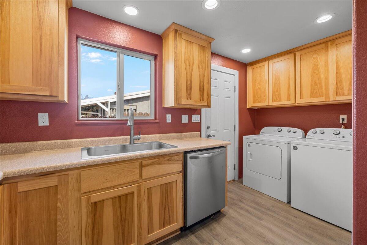 381 Benson Street Medford, OR 97501 - Photo 18 of 21 381