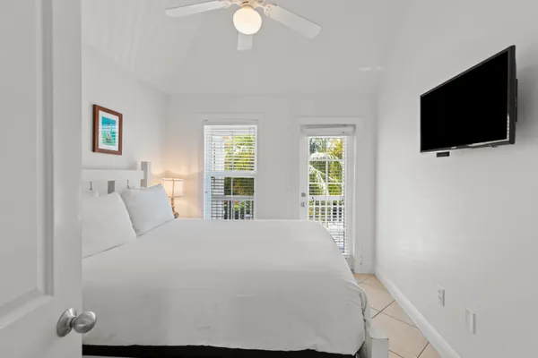 $849,000 | 2600 Overseas Highway, Unit 22, Marathon, FL 33050