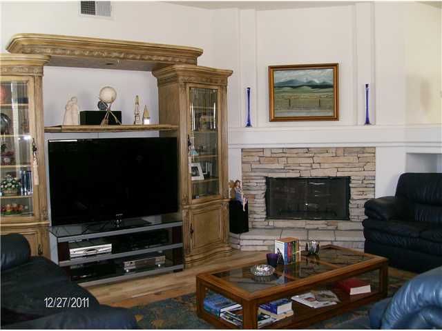 2309 Old Ranch Road Escondido, CA 92027 - Photo 4 of 9