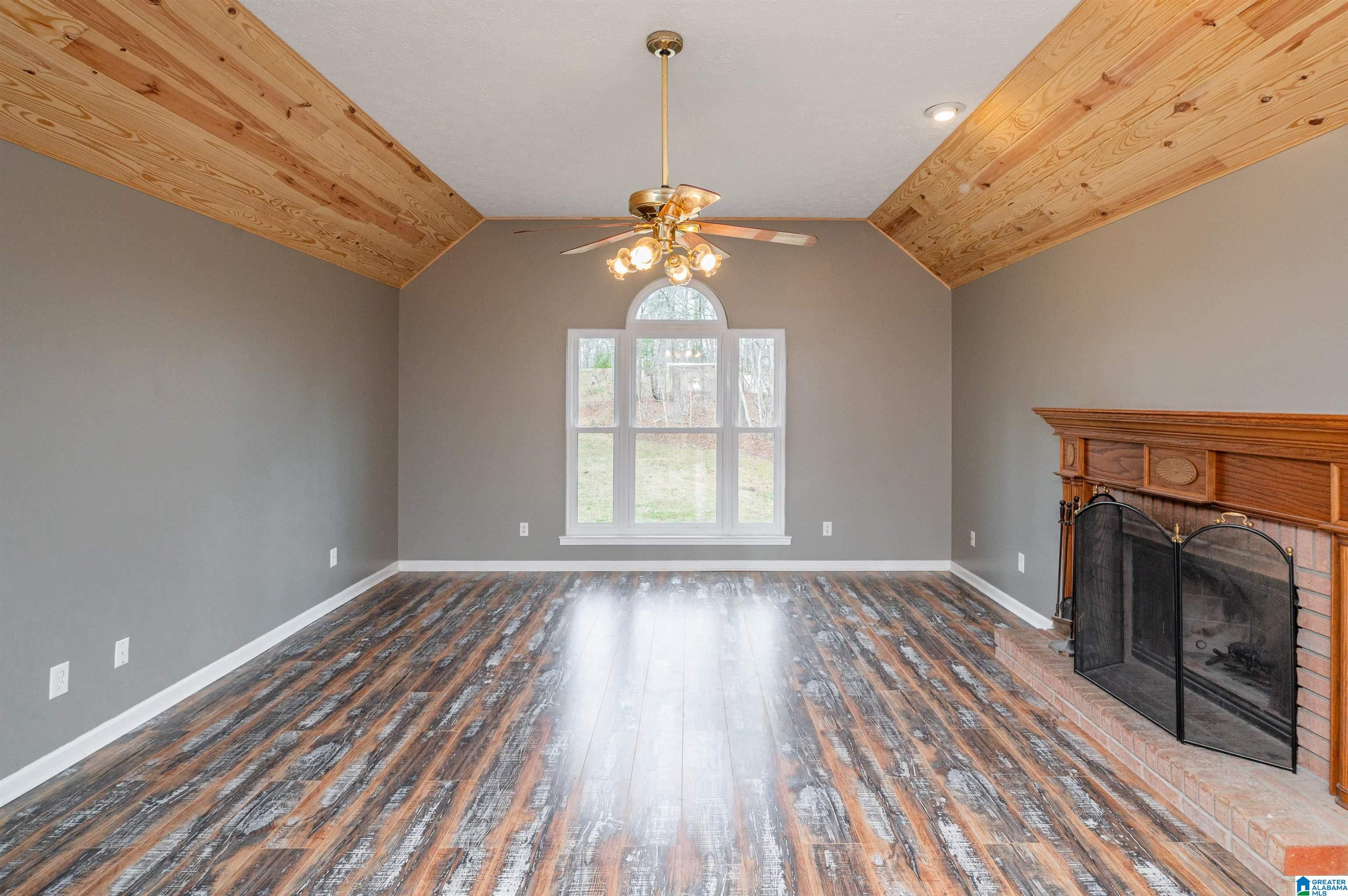 210 Fox Ridge Drive Warrior, AL 35180 - Photo 9 of 44 Gallery Image 9