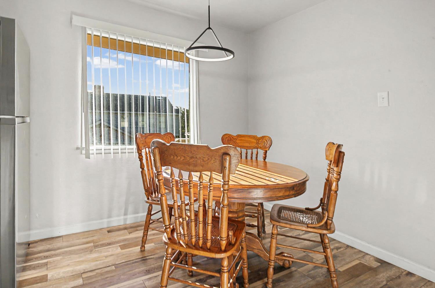 2406 Madison Street Cambria, CA 93428 - Photo 7 of 34