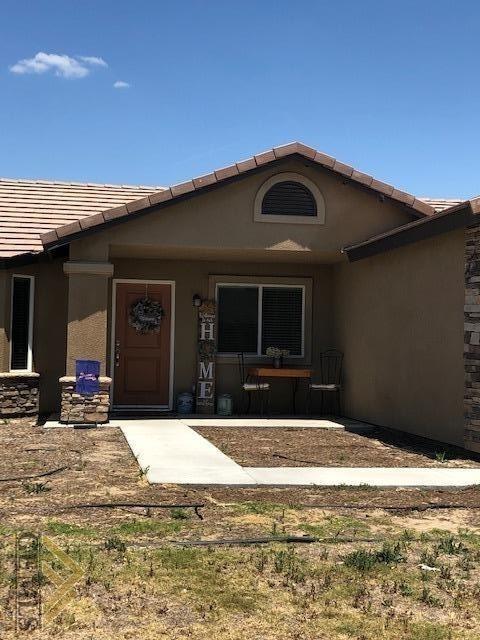 291 Emerald Parkway Delano, CA 93215 - Photo 2 of 18