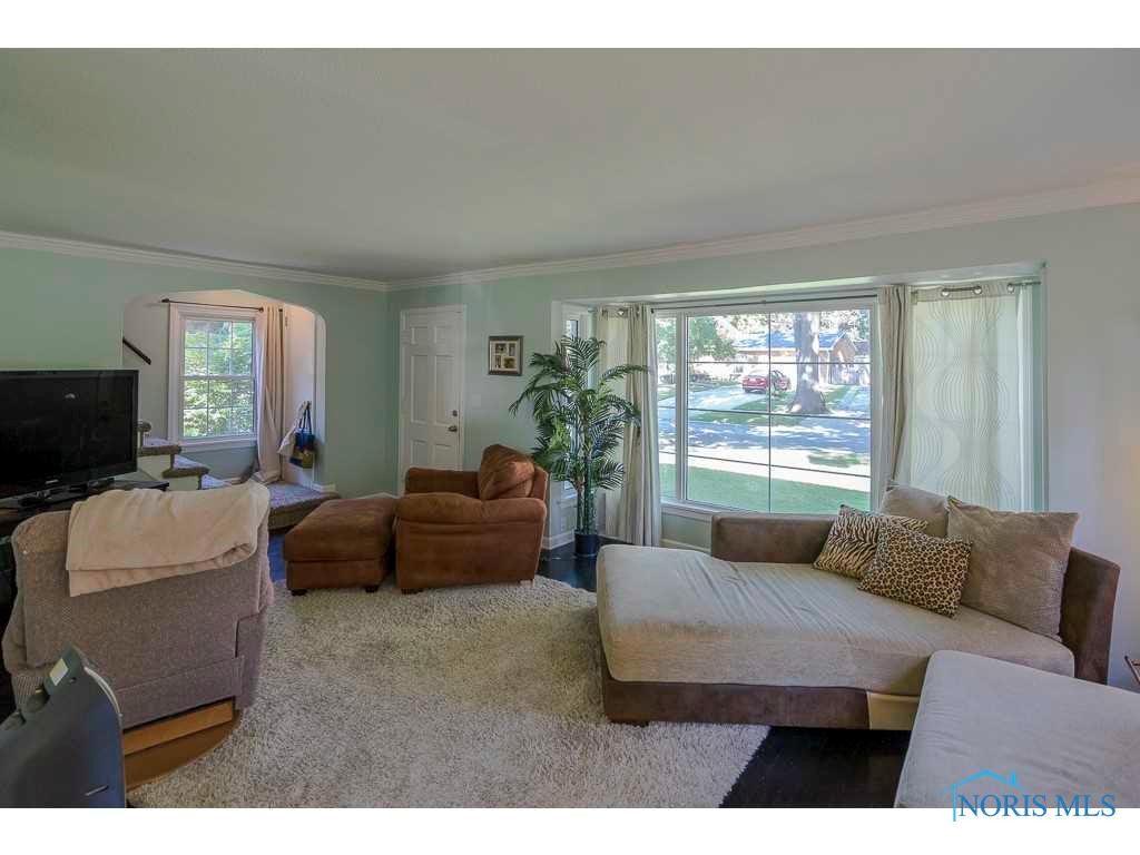 4233 Bowen Road Toledo, OH 43613 - Photo 6 of 19 Gallery Image 6
