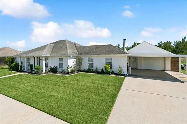 $285,000 | 2909 Fable Street, Meraux, LA 70075