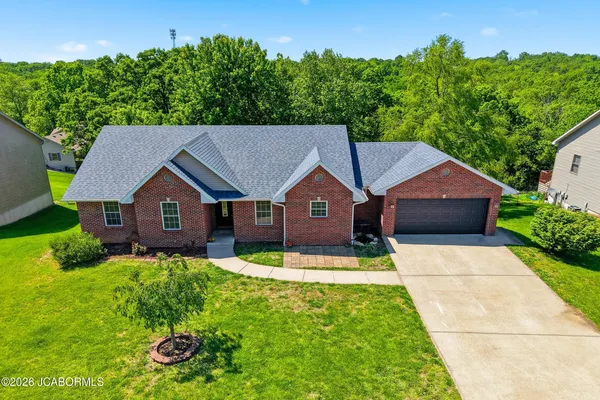 $339,900 | 1192 Choctaw Ridge Drive, Holts Summit, MO 65043