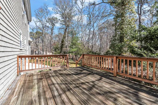 $875,000 | 5 Briar Patch Road, Osterville, MA 02655