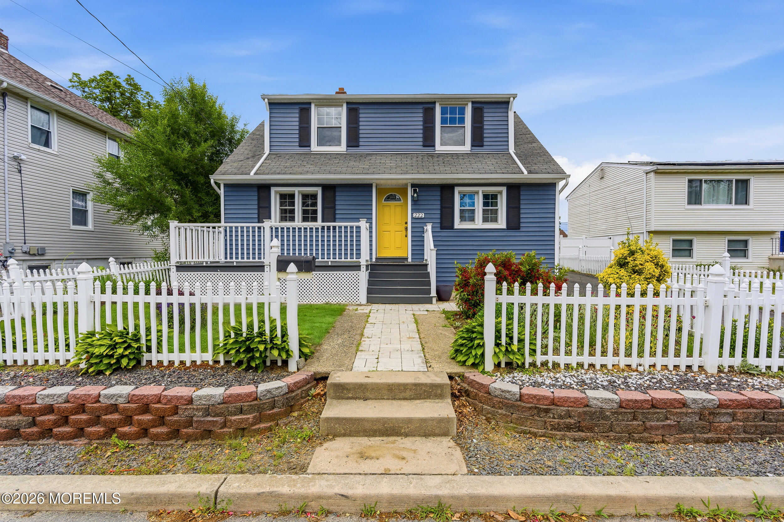 222 Raritan Street Keyport, NJ 07735 - Photo 2 of 31 003