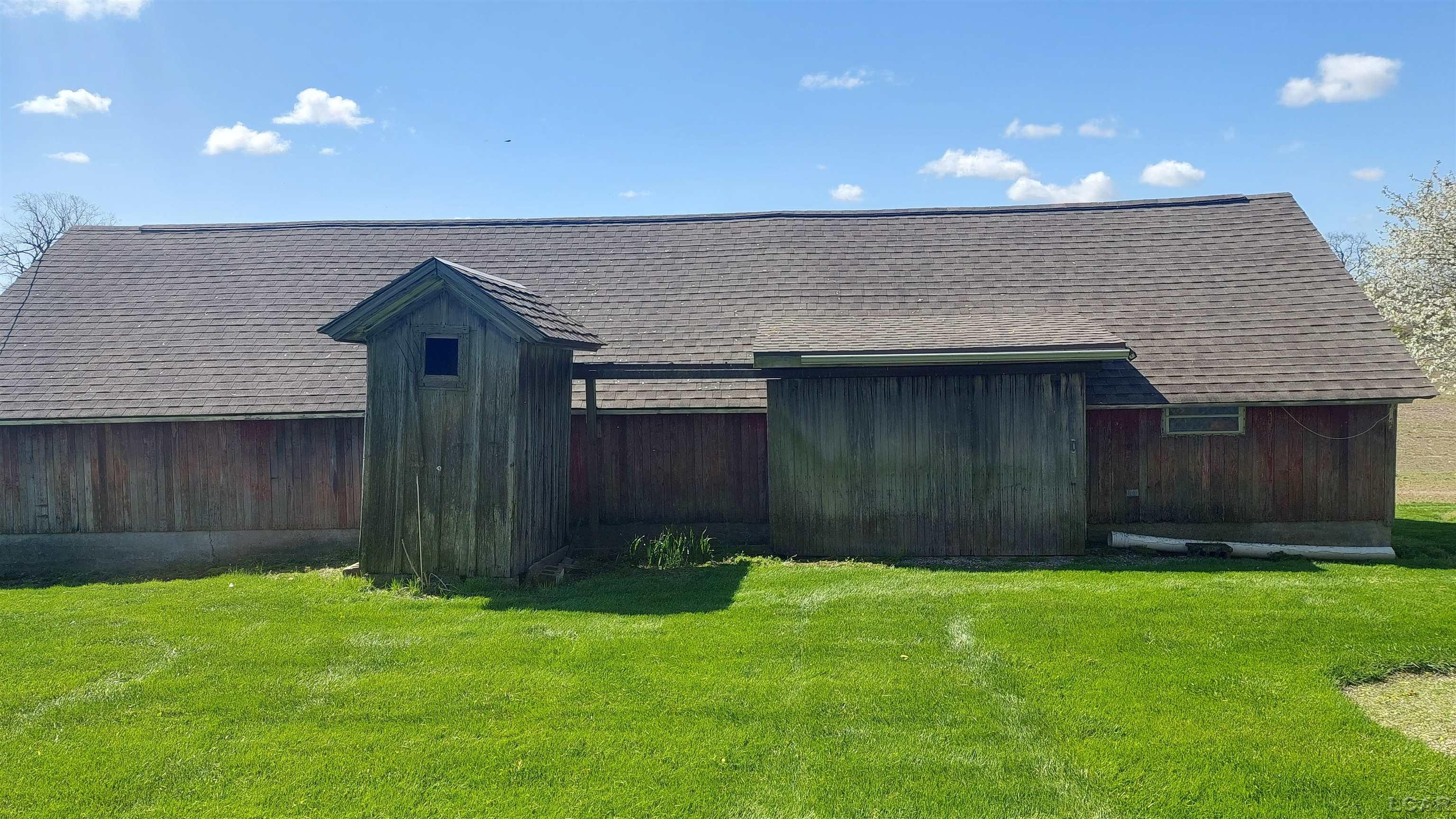 7665 Centennial Road Britton, MI 49229 - Photo 14 of 55 50107784-16.JPG