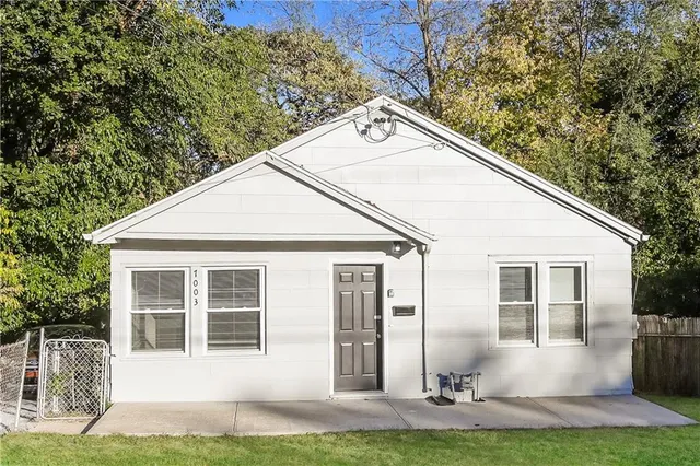 $1,315 | 7003 Jackson Avenue, Kansas City, MO 64132