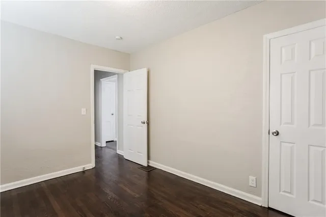 $1,315 | 7003 Jackson Avenue, Kansas City, MO 64132