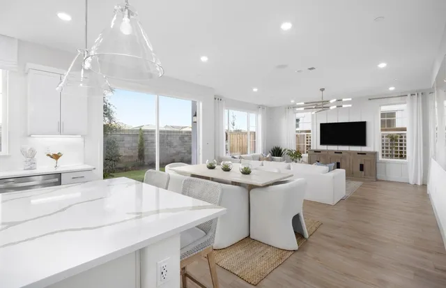 $970,317 | 373-373 East Beatrice Avenue, Tracy, CA 95391