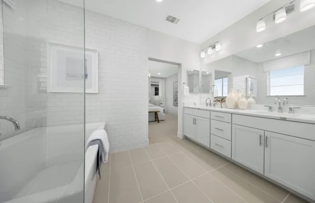 $970,317 | 373-373 East Beatrice Avenue, Tracy, CA 95391