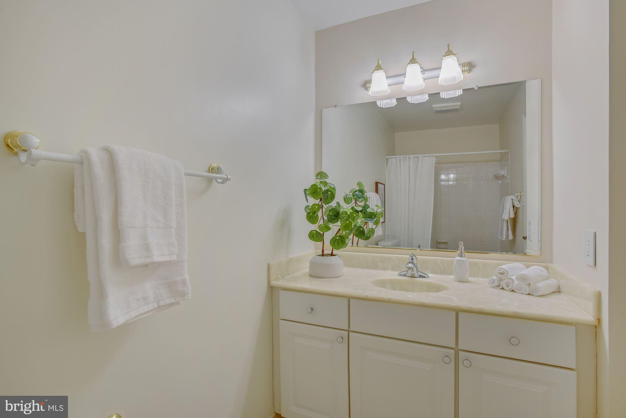 1867 Post Oak Trail Reston, VA 20191 - Photo 25 of 34