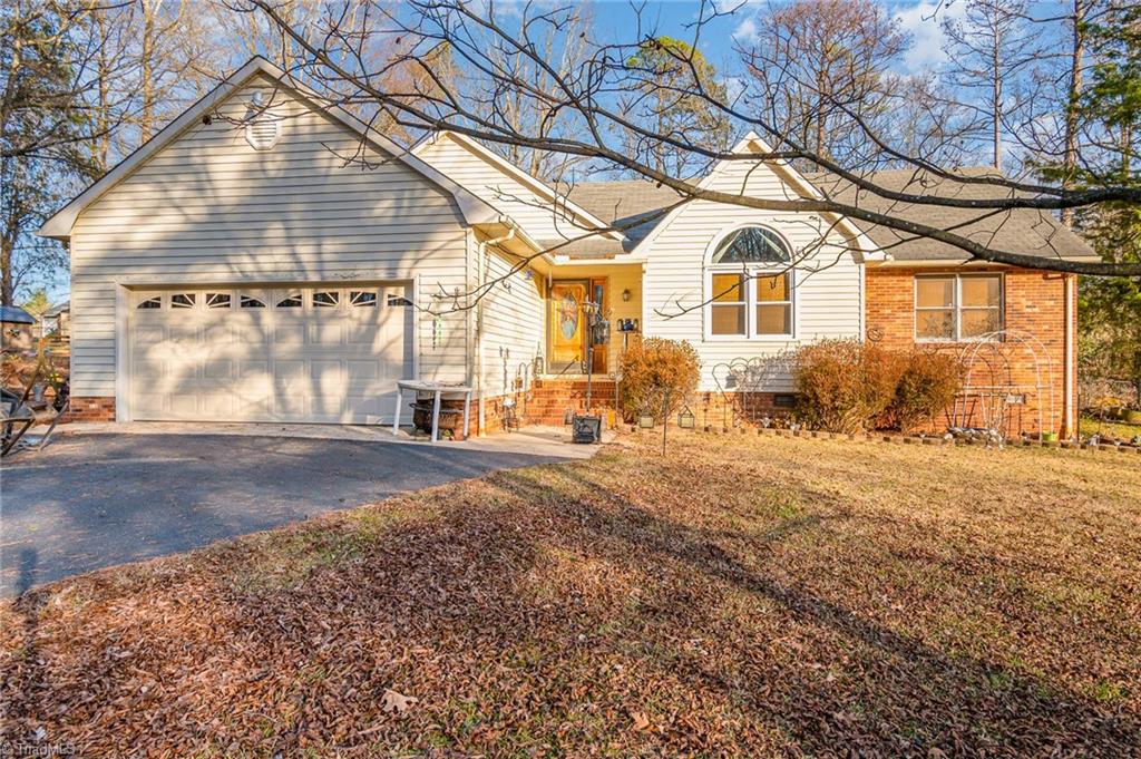 330 Old Camp Road Denton, NC 27239 - Photo 3 of 18 Gallery Image 3