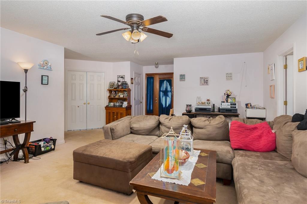 330 Old Camp Road Denton, NC 27239 - Photo 4 of 18 Gallery Image 4
