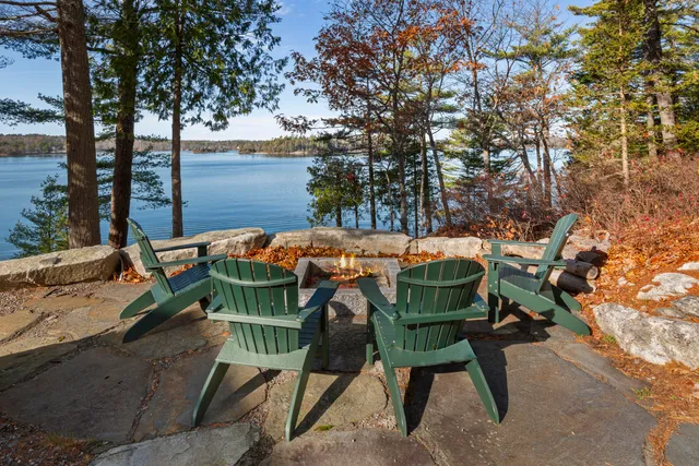 $2,850,000 | 93 Abbot Cove Road, West Bath, ME 04530