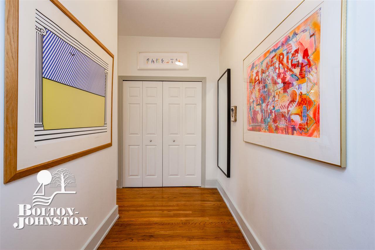 590 Barrington Road Grosse Pointe, MI 48230 - Photo 34 of 63 31365701-33.JPG