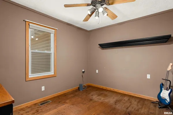 $199,900 | 1215 Maple Lane, East Peoria, IL 61611