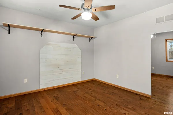 $199,900 | 1215 Maple Lane, East Peoria, IL 61611