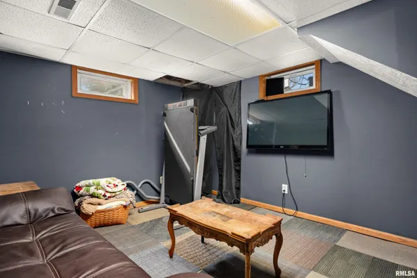 $199,900 | 1215 Maple Lane, East Peoria, IL 61611