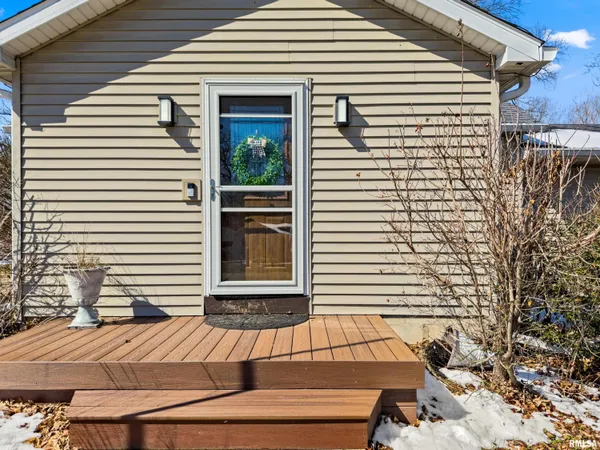 $199,900 | 1215 Maple Lane, East Peoria, IL 61611