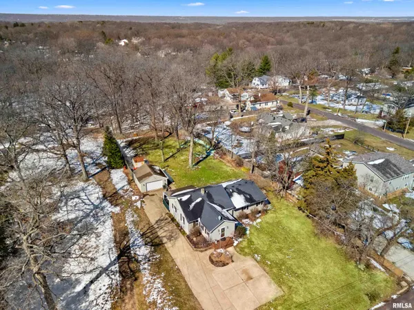 $199,900 | 1215 Maple Lane, East Peoria, IL 61611