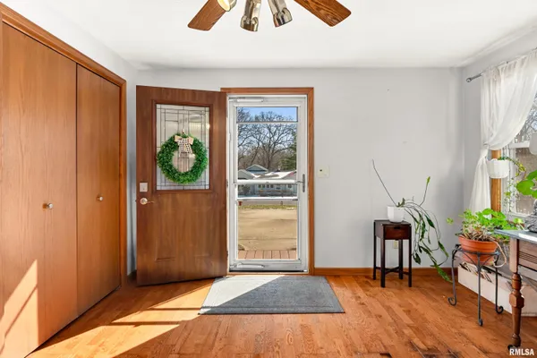 $199,900 | 1215 Maple Lane, East Peoria, IL 61611