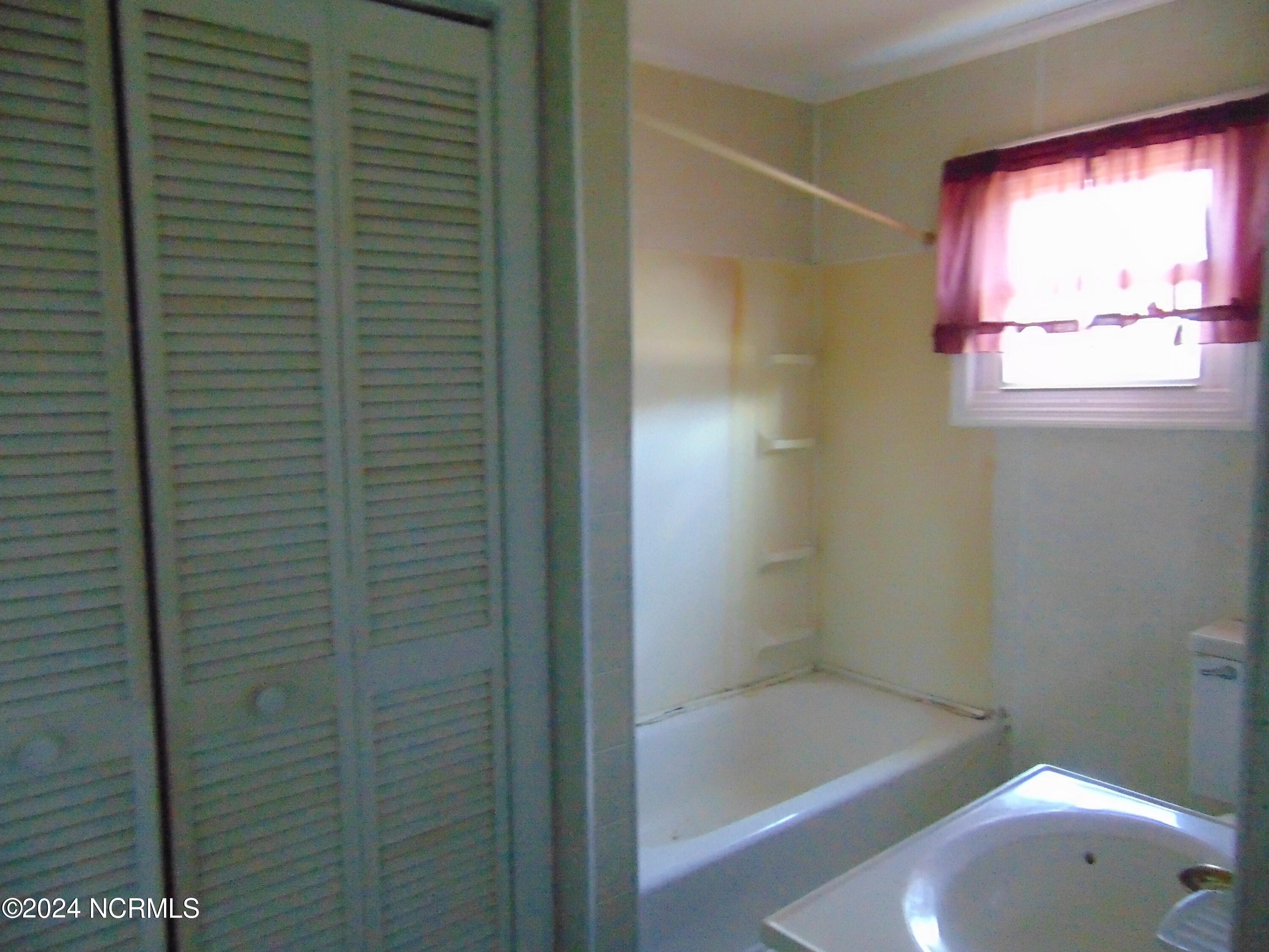 3393 Bay City Road Aurora, NC 27806 - Photo 8 of 17 DSC00506