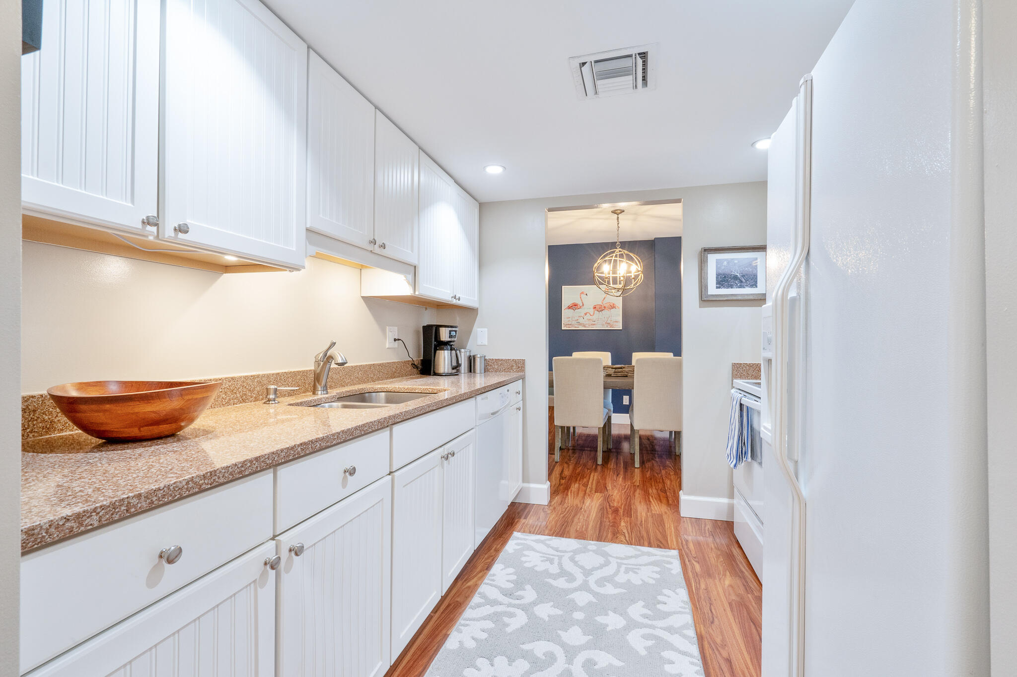 950 Ponce De Leon Road, Unit 507 Boca Raton, FL 33432 - Photo 11 of 46 Kitchen
