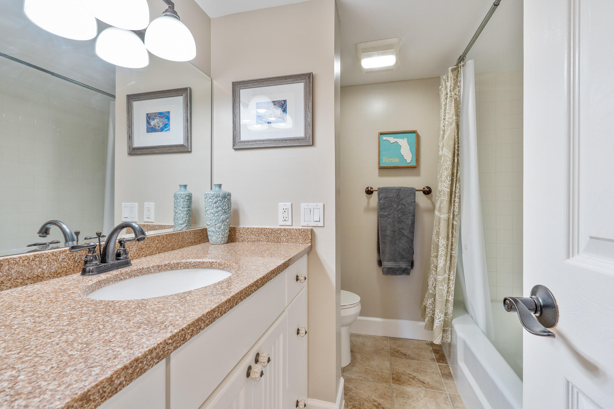 950 Ponce De Leon Road, Unit 507 Boca Raton, FL 33432 - Photo 22 of 46 2nd Bathroom