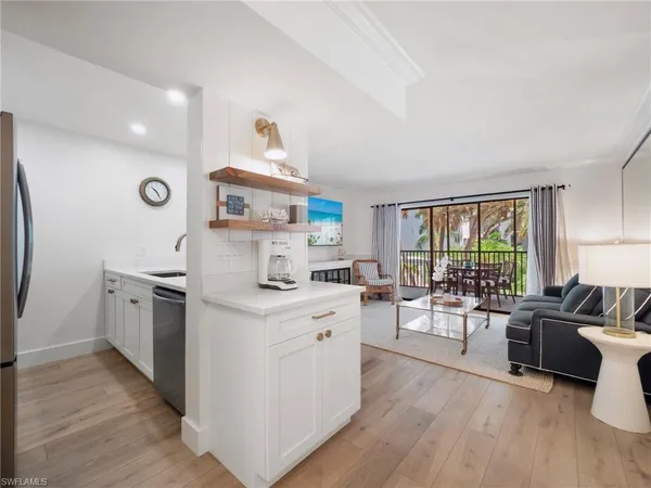 $399,900 | 3113 Tennis Villas, Captiva, FL 33924