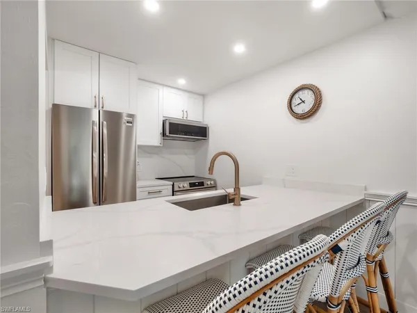 $399,900 | 3113 Tennis Villas, Captiva, FL 33924